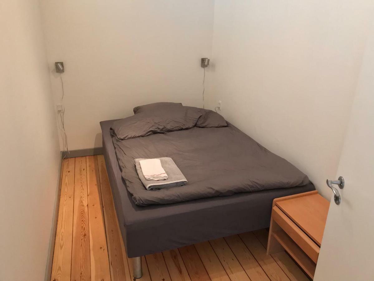 Kongebrogade 77 *